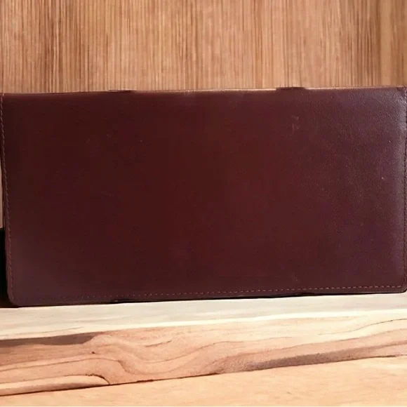 Vintage Cartier Bordeaux Bifold Long
Wallet in EUC - Picture 7 of 14